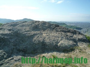 檀特山の岩